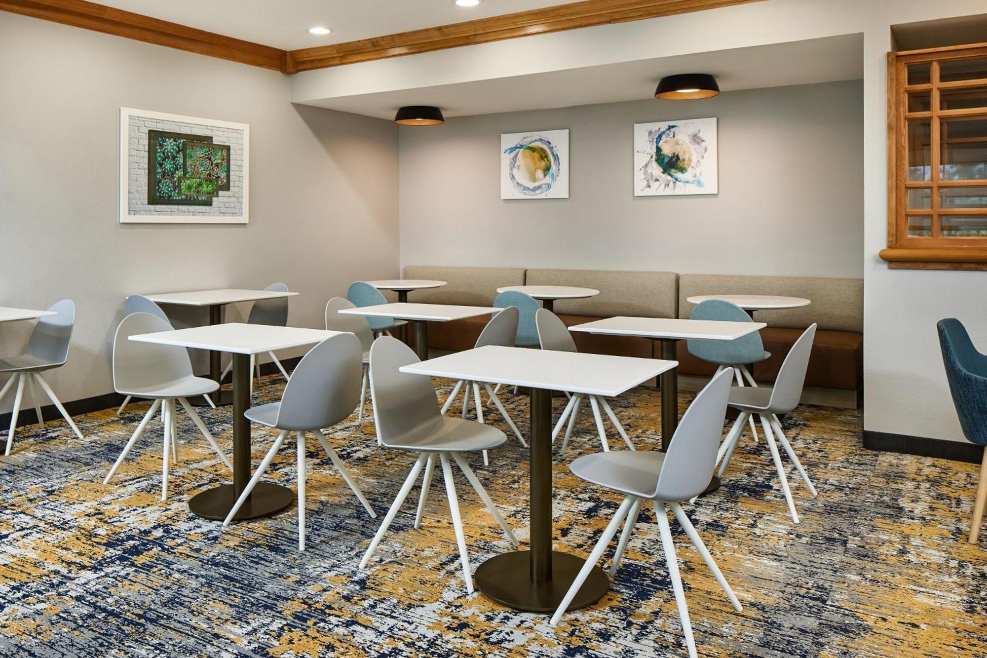 Towneplace Suites By Marriott Colorado Springs South Екстериор снимка