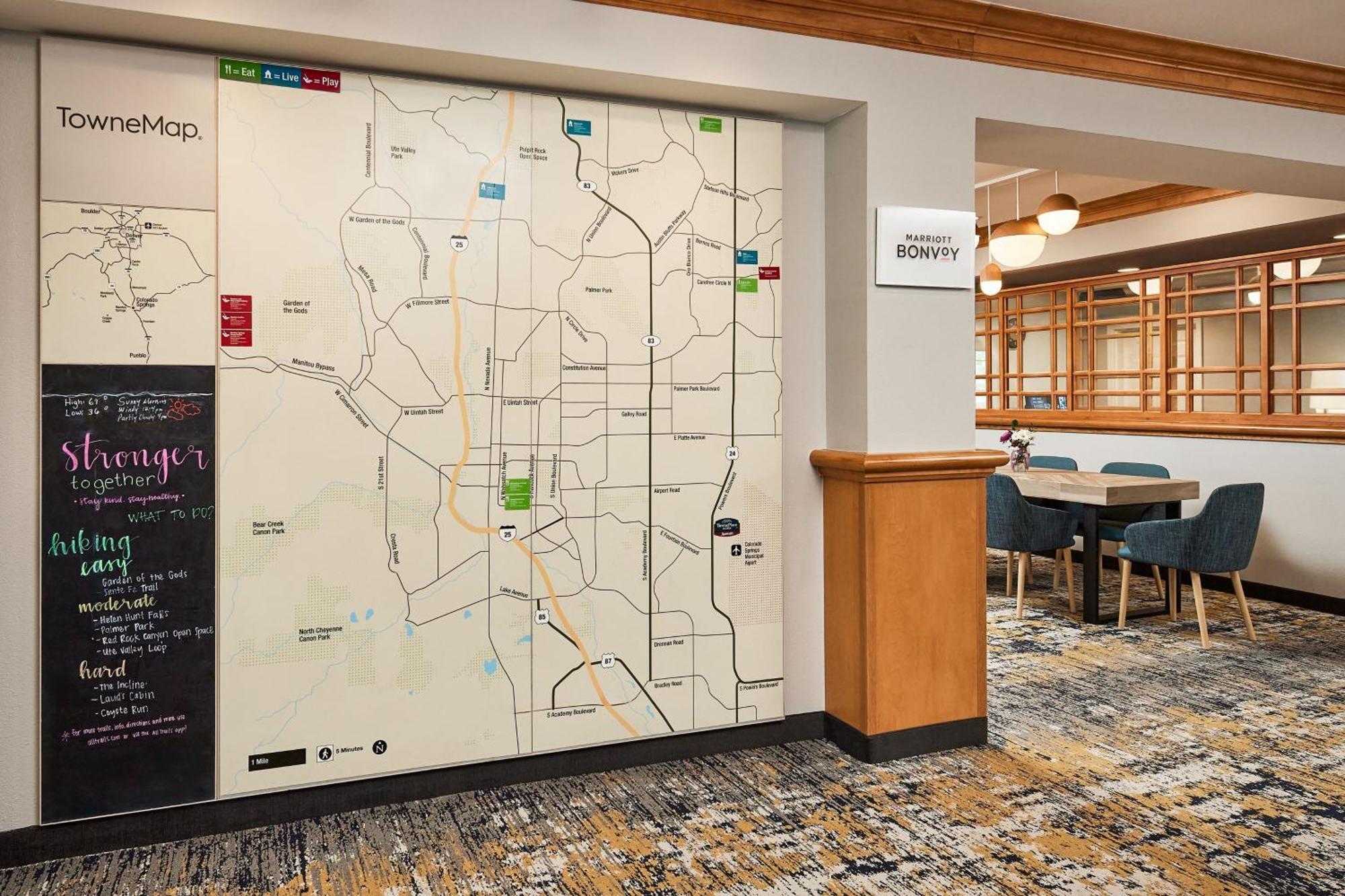 Towneplace Suites By Marriott Colorado Springs South Екстериор снимка