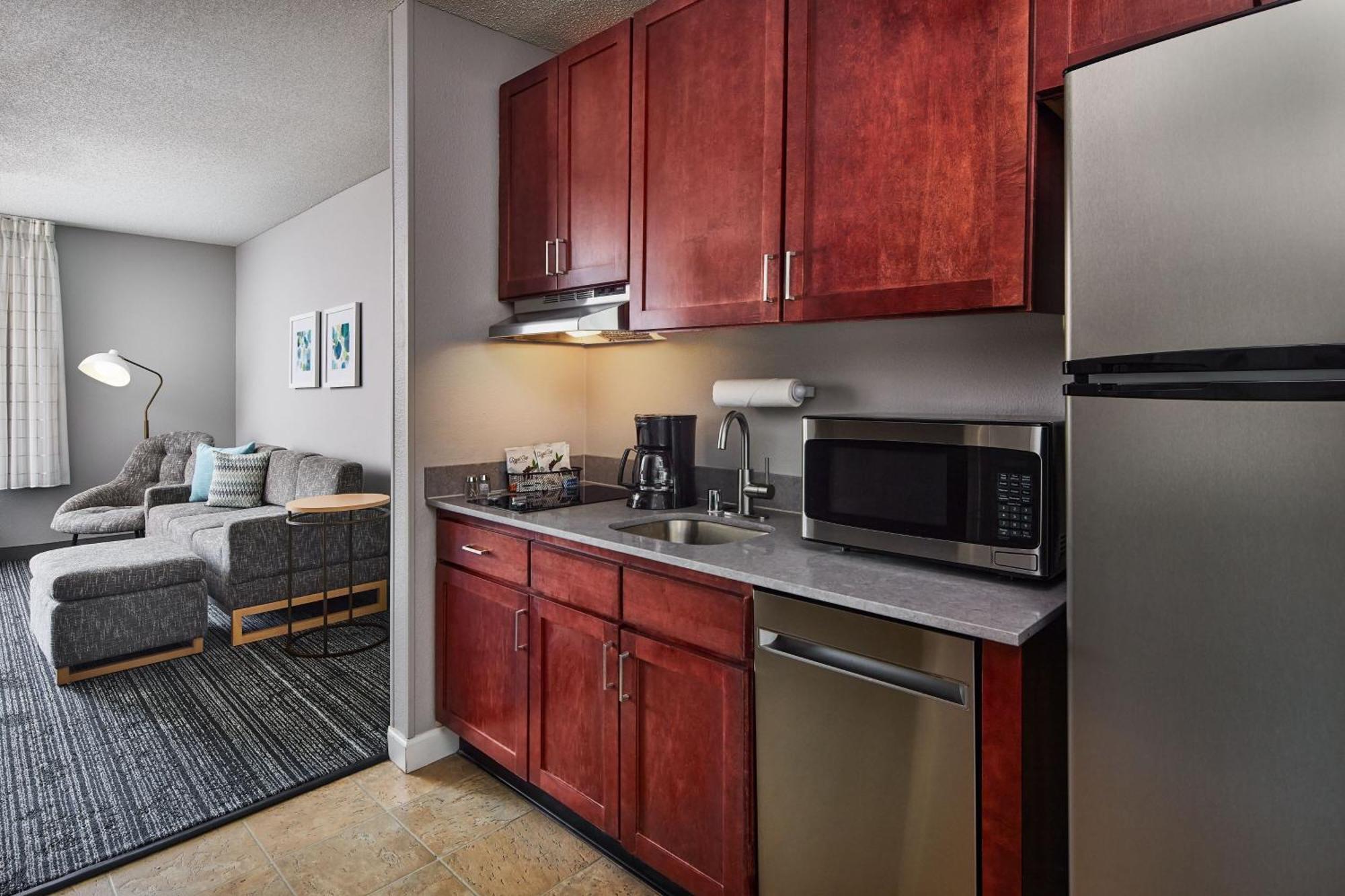 Towneplace Suites By Marriott Colorado Springs South Екстериор снимка