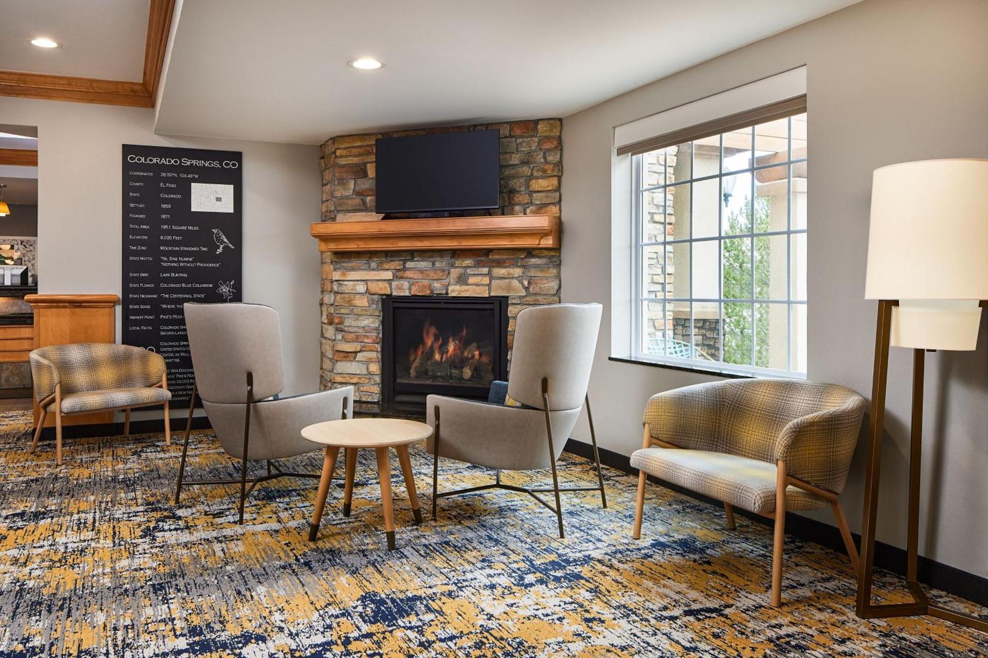 Towneplace Suites By Marriott Colorado Springs South Екстериор снимка